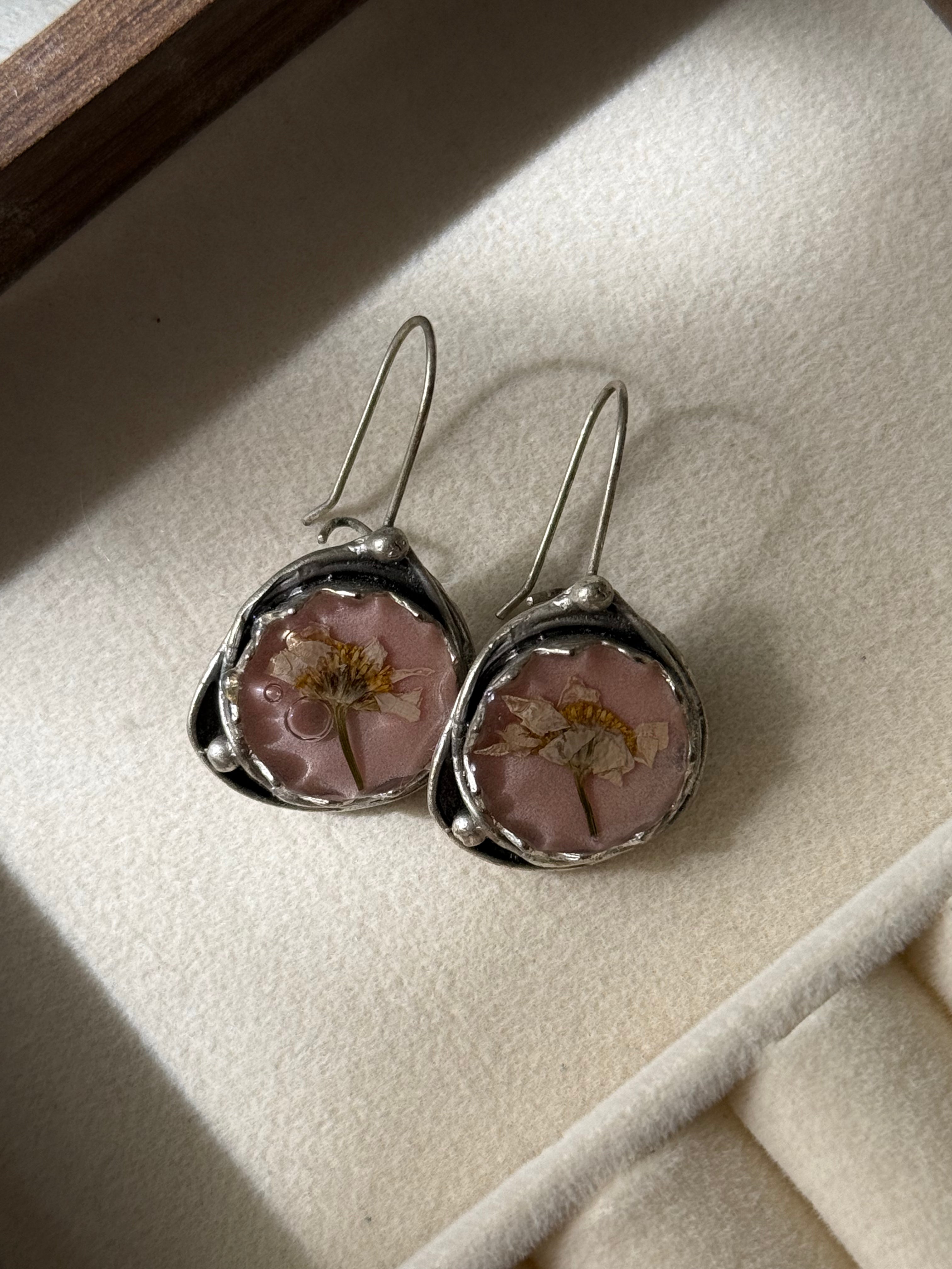 Pendientes silvestres
